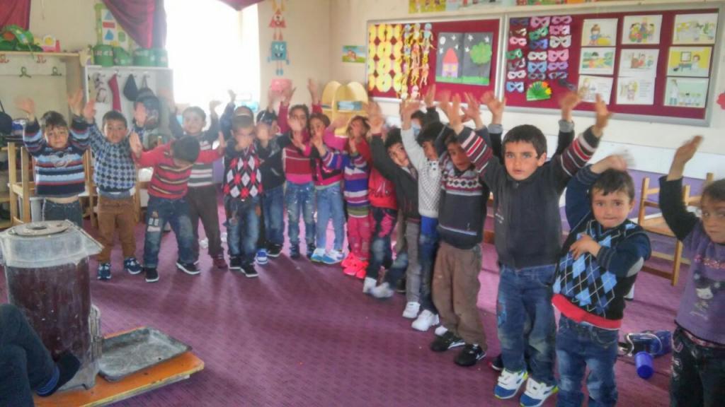 дети в турецком детском саду