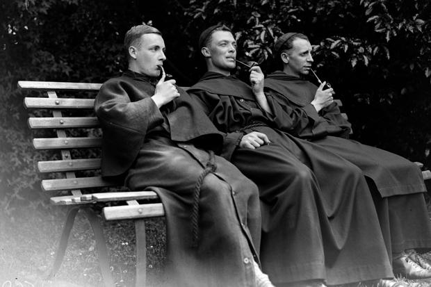 Три монаха