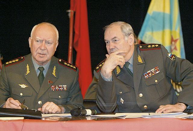 Генерал Армии Игорь Родионов и генерал-полковник Леонид Ивашов
