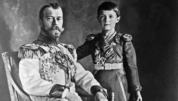 Николай II с сыном