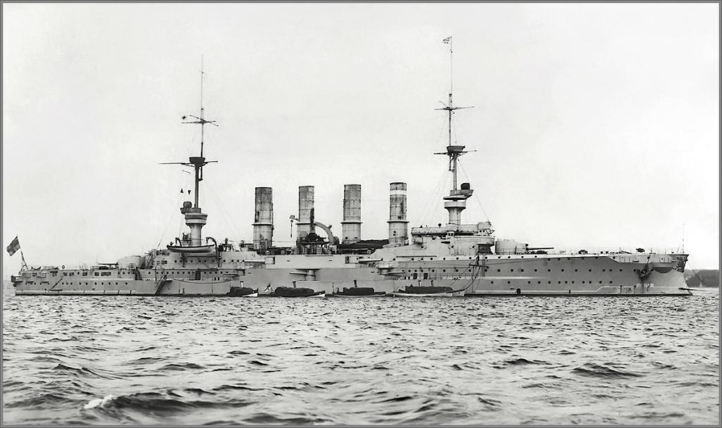 Броненосный крейсер Шарнхорст