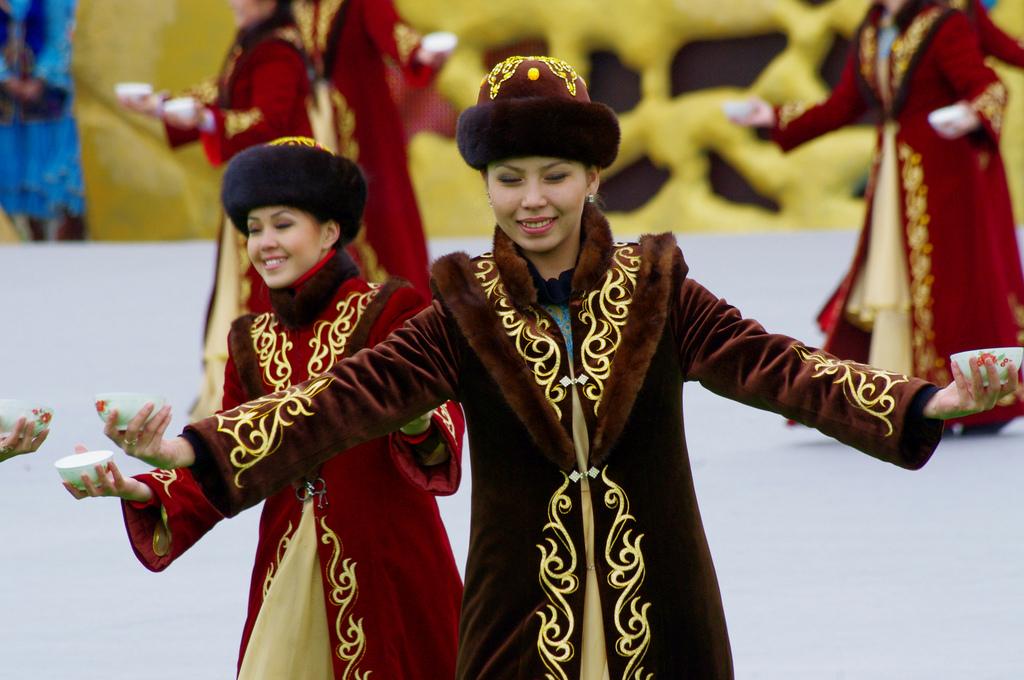 Казахские девушки