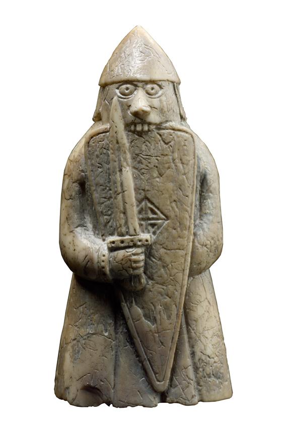 Древняя фигура берсерка из кости