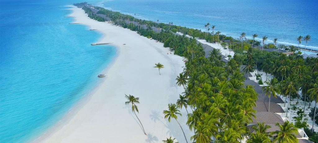 Atmosphere Kanifushi Maldives - территория