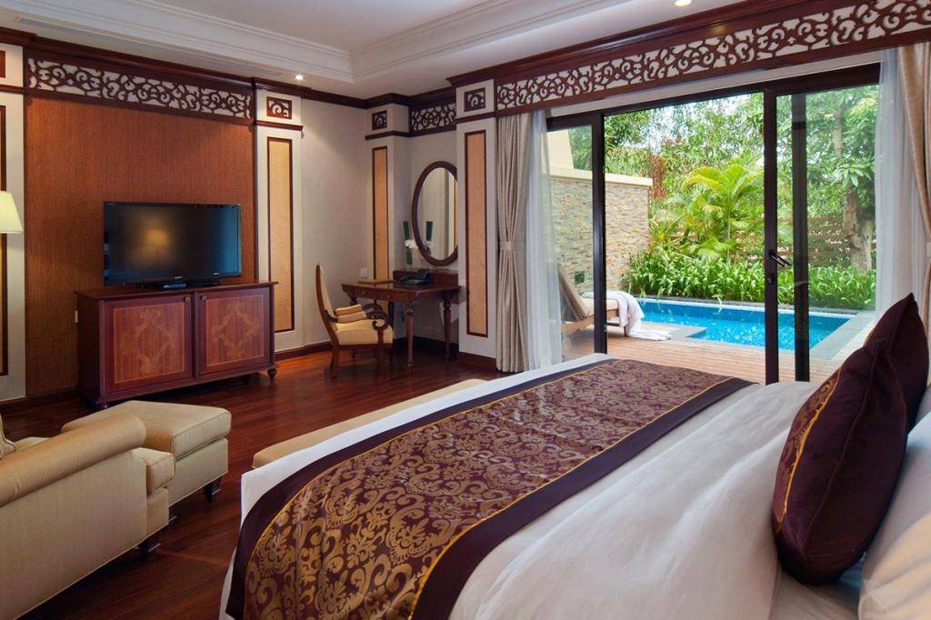 Курортный отель Vinpearl Luxury Nha Trang 5*