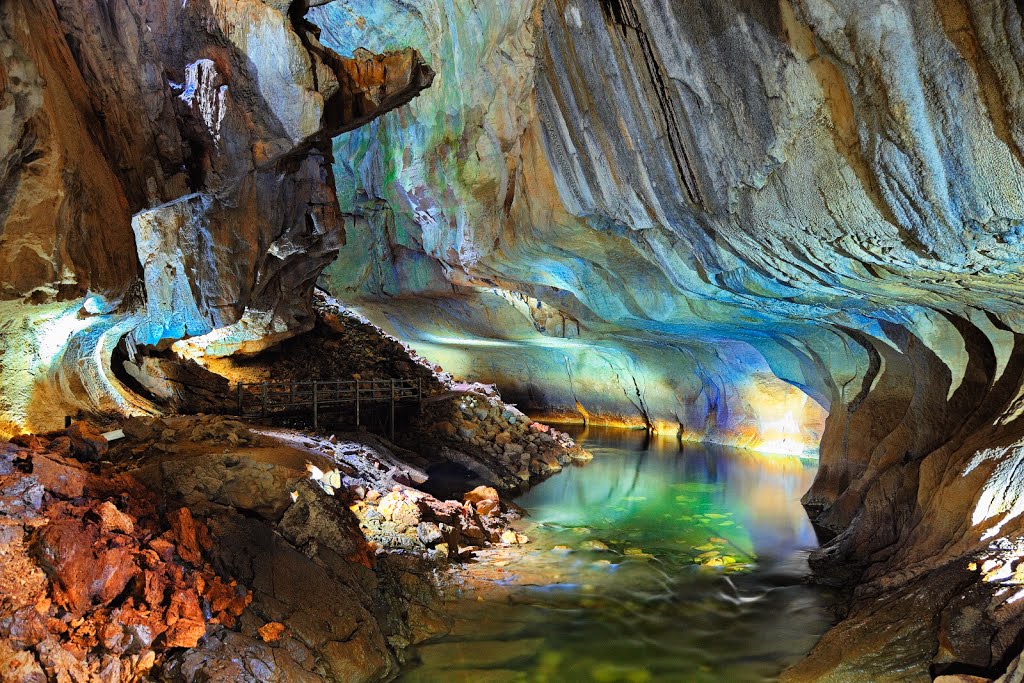 Пещеры Бату в Малайзии