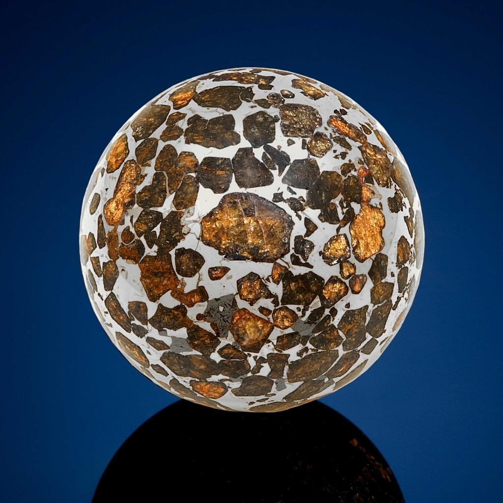 Метеорит сеймчан - точеный шар